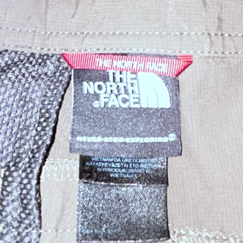 50%offw❤️ The north‎ face grey lightweight outdoor hiking short mens 34x10 #70